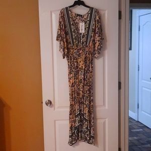Boho maxi dress with sexy skirt slit, v-neck